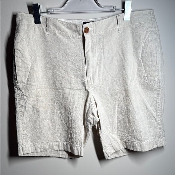J. Crew White Flat Front Shorts Cotton Summer Essential - Picture 1 of 5